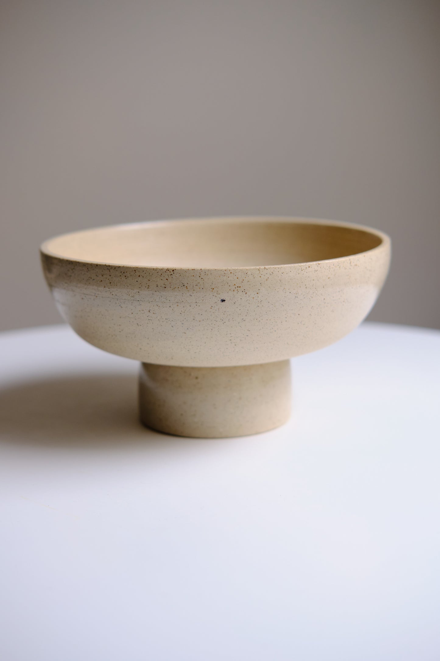 Pedestal bowl no. 25