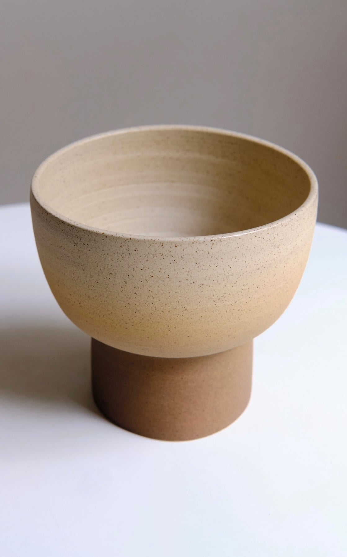 Pedestal bowl no. 11