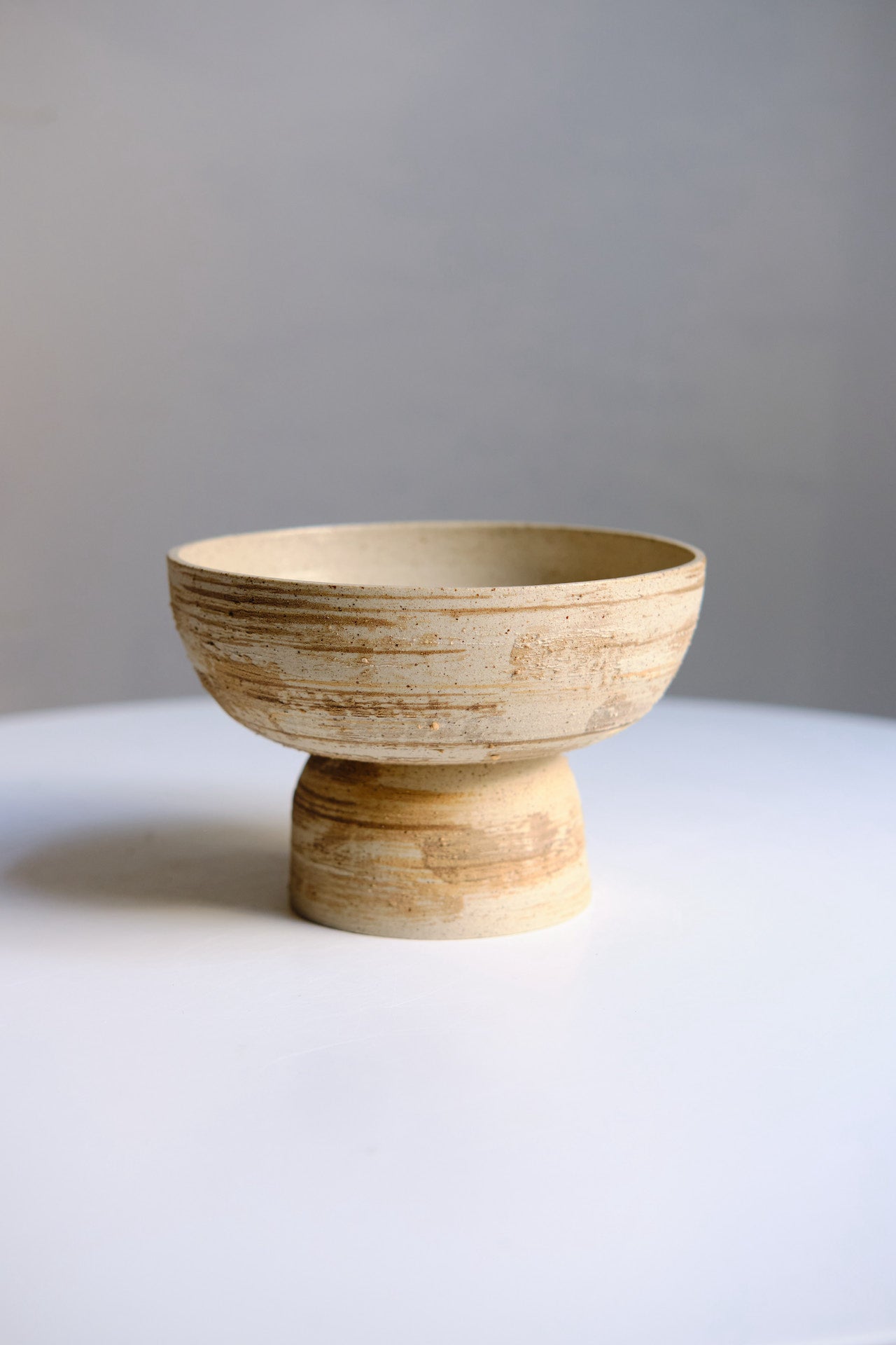 Pedestal bowl no. 21
