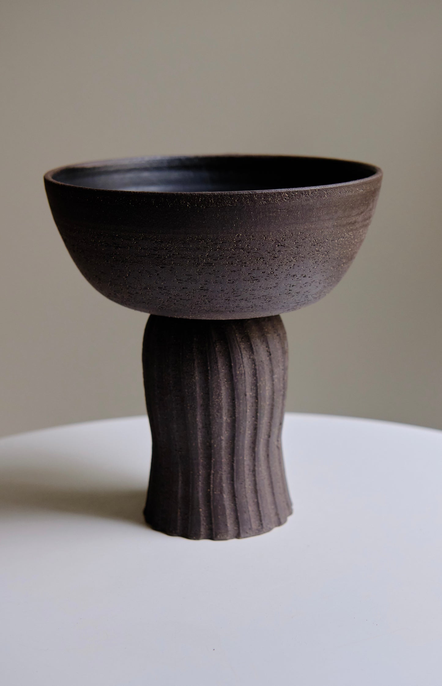 Pedestal bowl no. 2