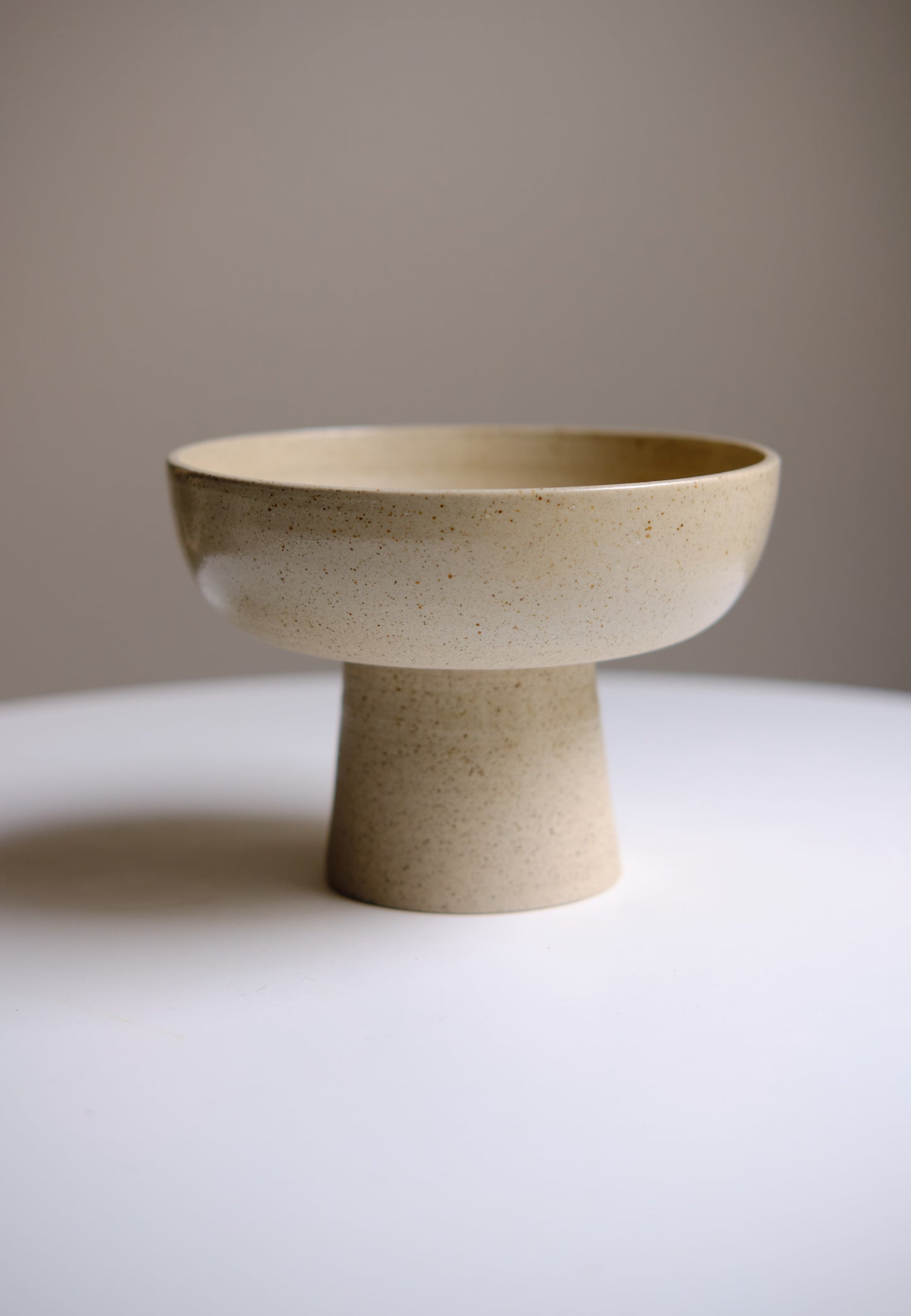 Pedestal bowl no. 29