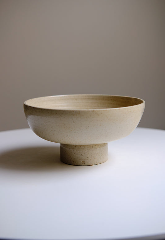 Pedestal bowl no. 22