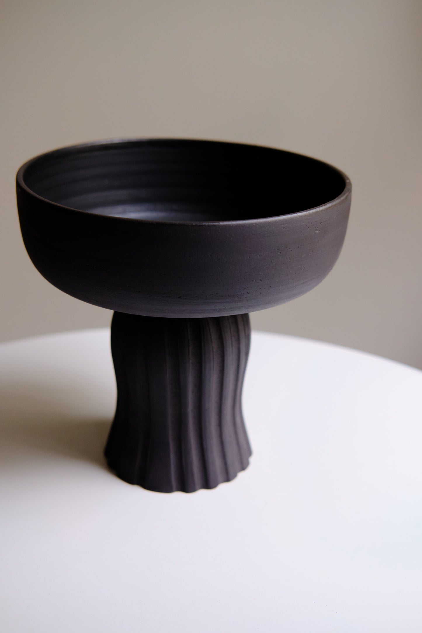 Pedestal bowl no. 1