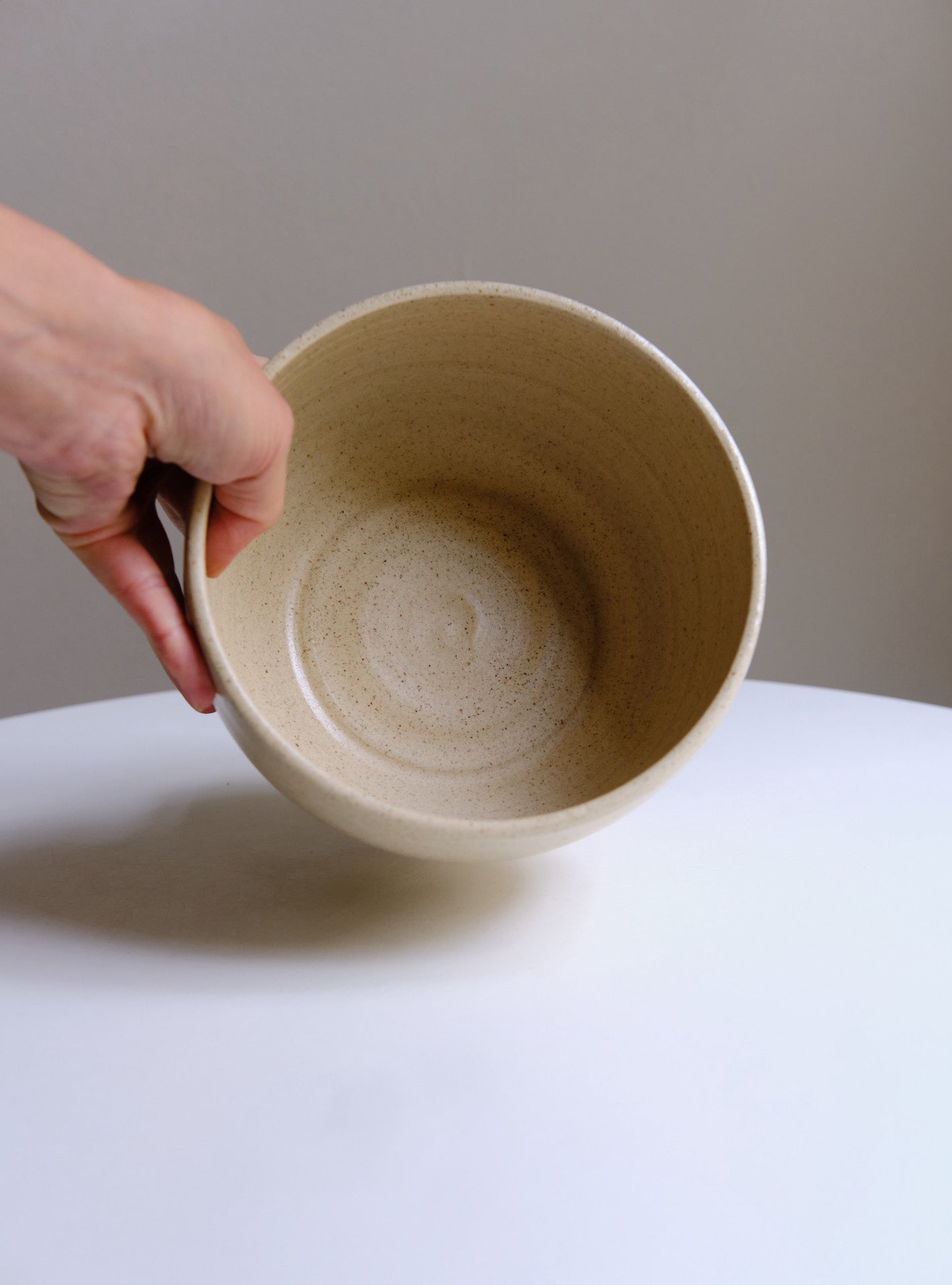 Pedestal bowl no. 17