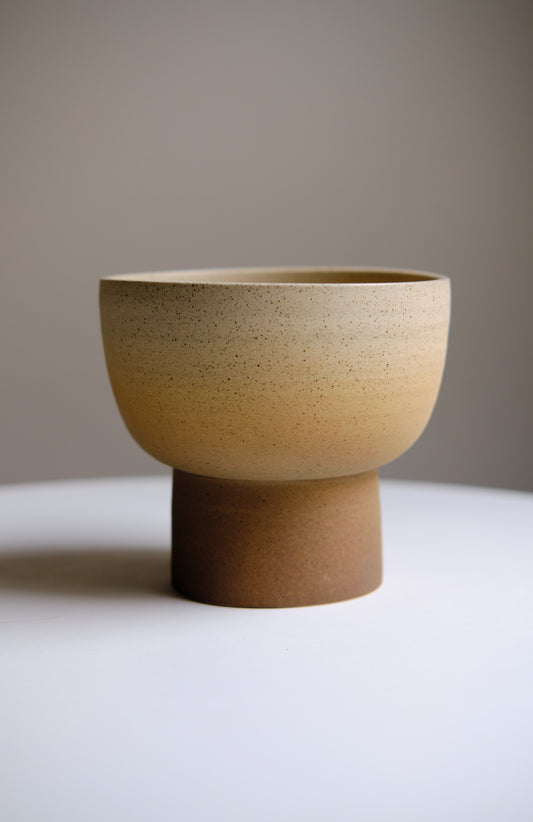 Pedestal bowl no. 12