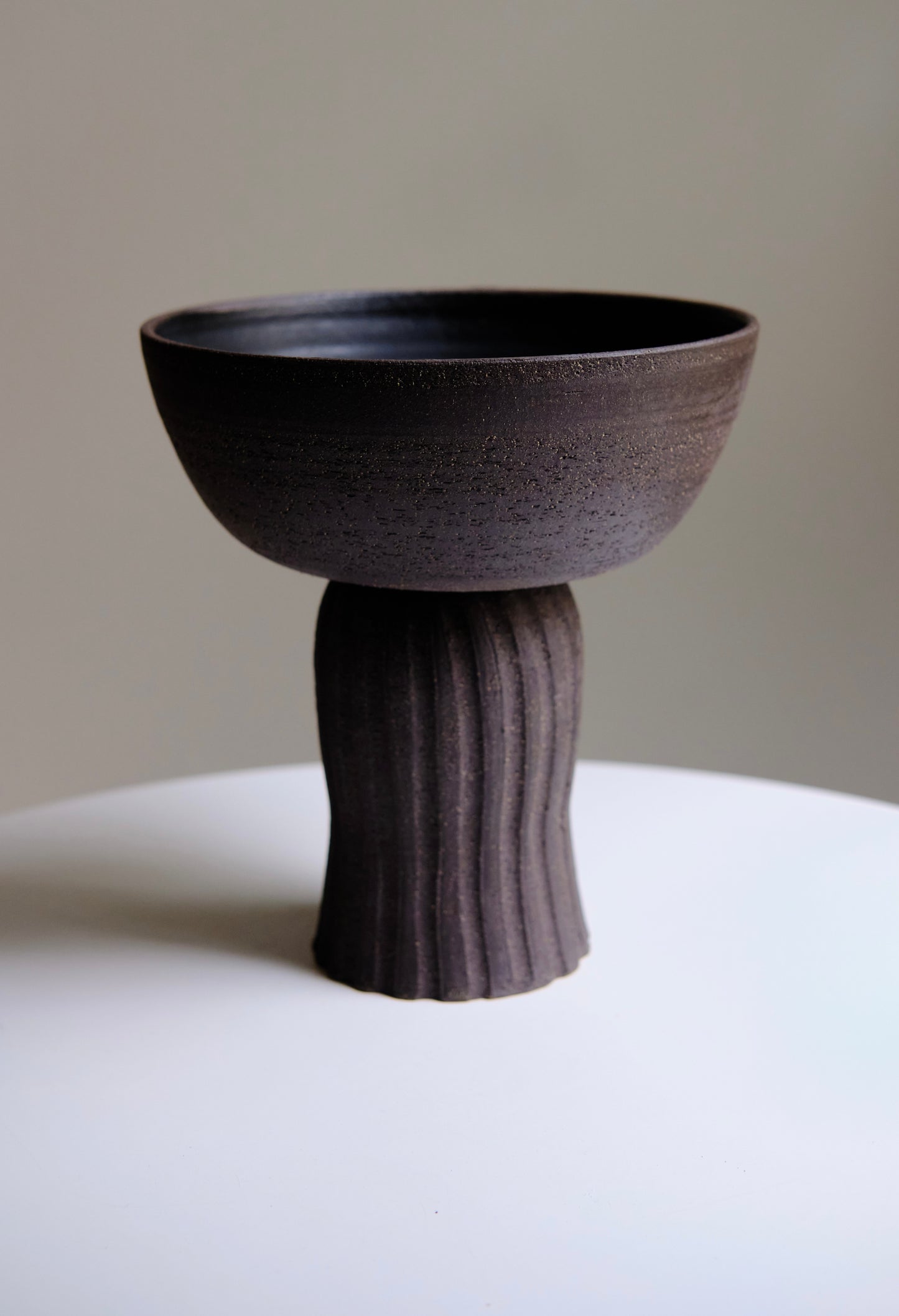 Pedestal bowl no. 2