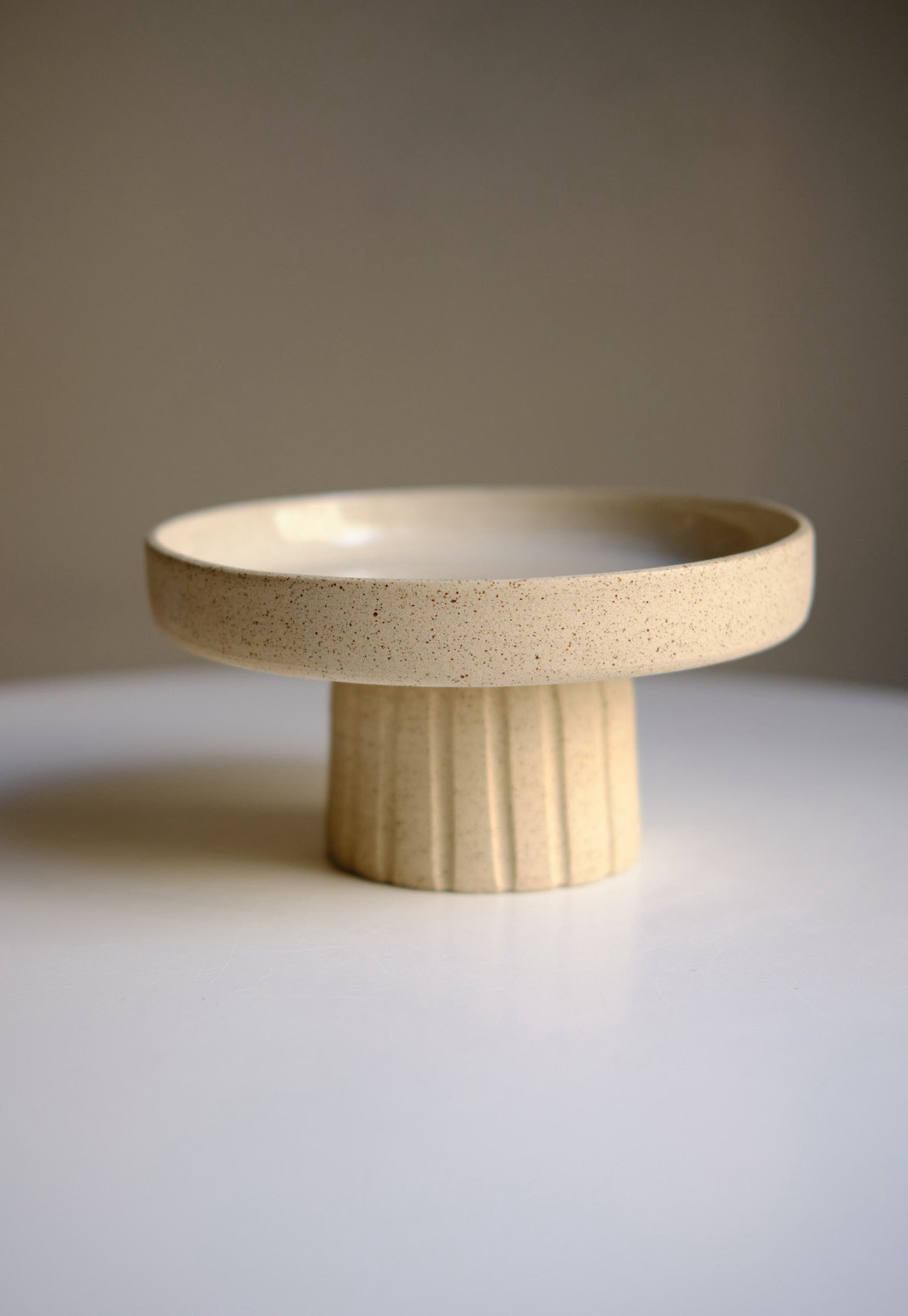 Pedestal bowl no. 4