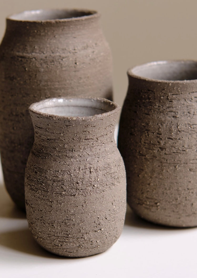 Textured Anthracite vases (set no. 1)